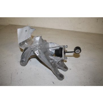 Steun rechts 3.0 V6 TDI Audi A4, Q7 Bj 16-heden