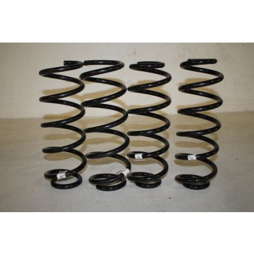 Set schroefveren voor+achter Audi A4, A5 Bj 16-heden