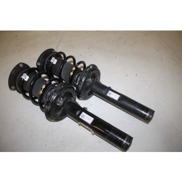 Set gasgevulde schokdempers voorzijde Audi Q2 Bj 17-heden