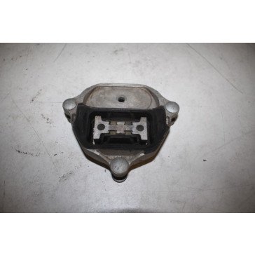 Rubbermetaalsteun Audi A5, Q5 Bj 09-11
