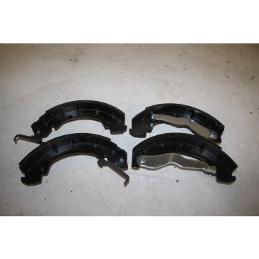 1 Set remschoenen met voeringen Volkswagen Transporter Bj 91-96