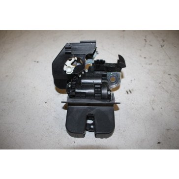 Klepslot achterklep met microschakelaar Audi A3, S3, RS3, A5, S5, TT, TTS, TTRS, Q5, SQ5 Bj 13-18