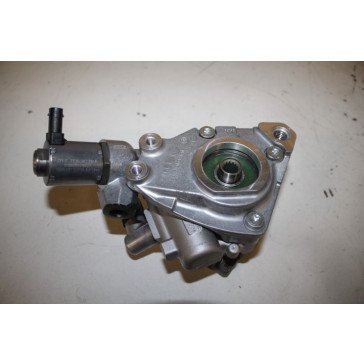 Stuurbekrachtigingspomp 4.2 V8 benz. Audi S5 Bj 08-11