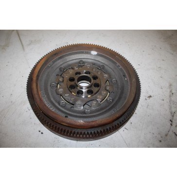 Vliegwiel 2.0 TFSI benz. Audi Q3 Bj 12-18