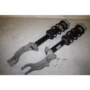 Set gasgevulde schokdempers voorzijde Audi A4, A5 Bj 16-19