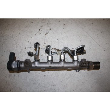 05112876 - 04L130089B - Brandstofverdeler 2.0 TDI Audi A3, Q2, Q3 Bj 13-heden
