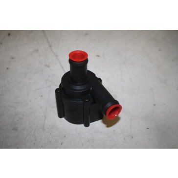 Extra waterpomp div. Audi modellen Bj 08-17