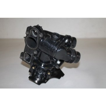Thermostaat met waterpomp 2.0 TFSI benz. Audi A3 Bj 08-13