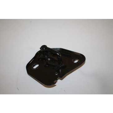 Afsluitbeugel motorkap Audi A1, S1, A6, S6, A7, S7, RS7, Q3 Bj 15-18