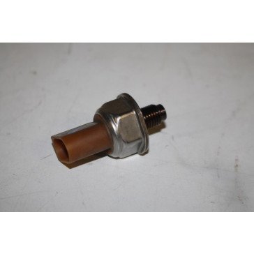 05114074 - 059130758K - Druksensor brandstofverdeler links 2.7/3.0 V6 TDI Audi A4, A5, A6, Q5, Q7 Bj 07-15