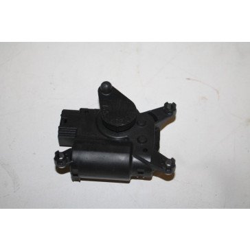 05114076 - 7L0907512F - Stelmotor temperatuurregelklep links Audi Q7 Bj 07-15
