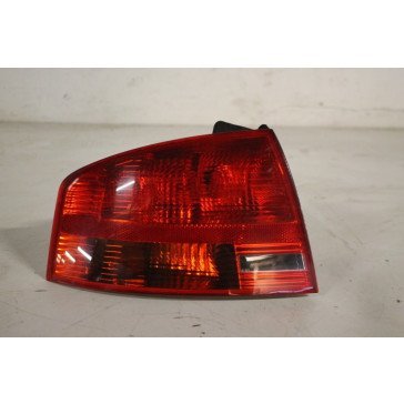 Achterlicht links Audi A4, S4, RS4 Sedan Bj 05-08