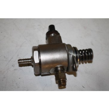 Brandstofpomp 2.0 TFSI benz. Audi A3, A4, A5, Q5 Bj 08-13