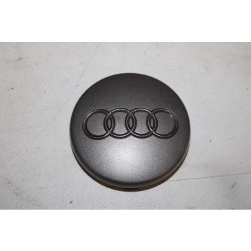 Wieldop grijs-metallic 17,18,19 inch velg div. Audi modellen Bj 97-heden
