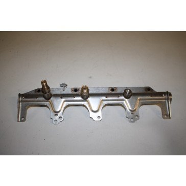Brandstofverdeler 2.0 TFSI benz. Audi A3, A4, A6 Bj 04-09