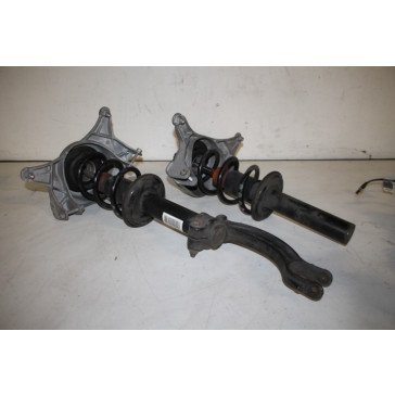 Set gasgevulde schokdempers voorzijde Audi A4 Bj 08-16