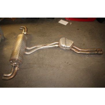 Middelste uitlaatdemper met einddemper 4.0 V8 TFSI benz. Audi RSQ8 Bj 20-heden