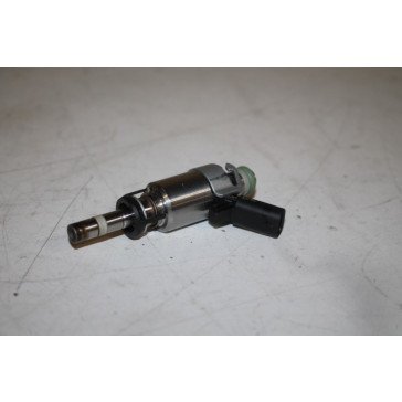 Injector 2.0 TFSI benz. Audi A4, A5, Q5 Bj 12-17