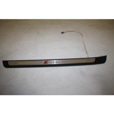 Set RS6 instaplijst/dorpellijst links Audi RS6 Bj 20-heden