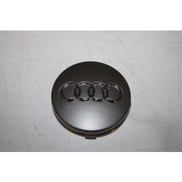 Wieldop grijs-metallic 17,18,19 inch velg div. Audi modellen Bj 97-heden