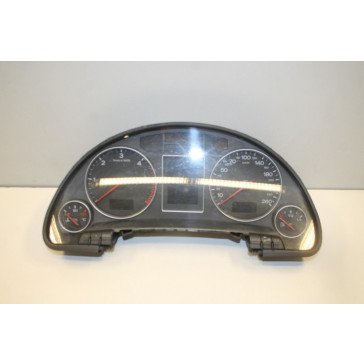 Instrumentenpaneel dieselmotor Audi A4 Bj 01-05