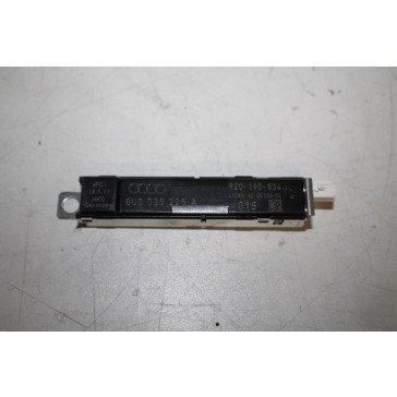 Antenneversterker links boven Audi Q3, RSQ3 Bj 12-18