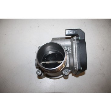 Gasklephuis 1.8/2.0 TFSI benz. div. Audi modellen Bj 08-heden