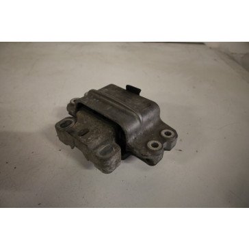 Versnellingsbaksteun links Audi A3 Bj 04-13