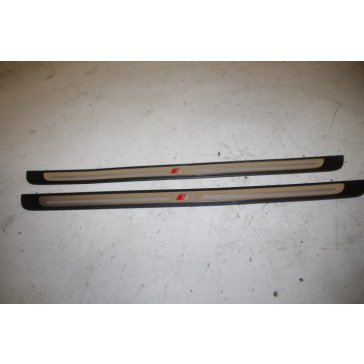 Set S1 instaplijsten/dorpellijsten zwart Audi S1 Hatchback Bj 15-18
