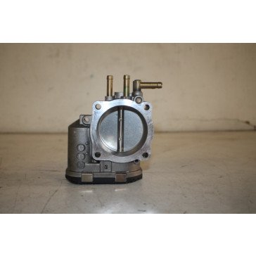 Gasklephuis 2.4-3.0 V6 benz. Audi A4, A6, A8 Bj 98-08