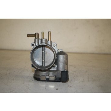 Gasklephuis 2.4-3.0 V6 benz. Audi A4, A6, A8 Bj 98-08