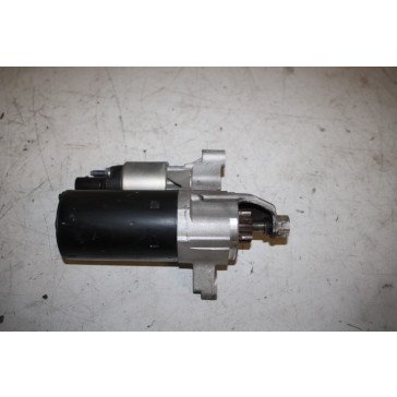 Startmotor div. V6 en V8 motoren div. Audi modellen Bj 08-17