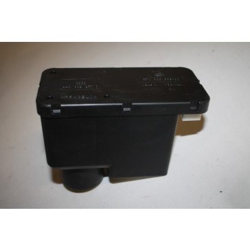 Pomp met regelapparaat Audi 80, 100, Coupe Bj 89-95