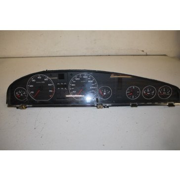 Instrumentenpaneel V6 benz. Audi A6 Bj 95-97