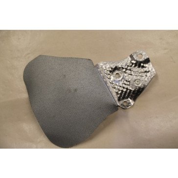 Afdekplaat rubbermetaallager links 4.2 V8 benz. Audi S5 Bj 08-11