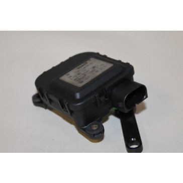 Stelmotor centrale klep Audi A3, S3, TT Bj 97-06