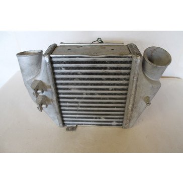 0553733 - 078145805J - Laadluchtkoeler links 2.7 biturbo V6 benz. Audi RS4 Bj 00-02