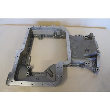 Bovenstuk carterpan 4.2 V8 benz. Audi RS6 03-05