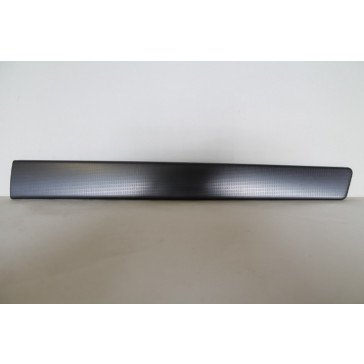 0554667 - 4B0867410D2SW - Sierlijst portier RV grafiet Audi A6, S6 Bj 98-01
