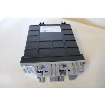 Regelapparaat benzinemotor 2.0 VW Golf, Vento Bj 94-98