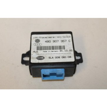 0555318 - 4B0907357C - Regelapparaat lichtbundelhoogteverstelling Audi A4, S4, A6, S6, A8, S8 Bj 98-05