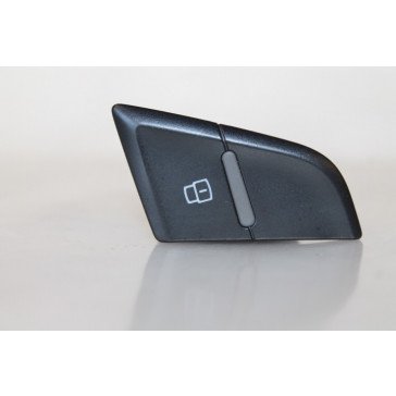 0557327 - 8R0962107AV10 - Veiligheidsschakelaar zwart Audi Q5 Bj 09-17