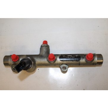 Brandstofverdeler links 2.7 V6 TDI Audi A6 Bj 05-08