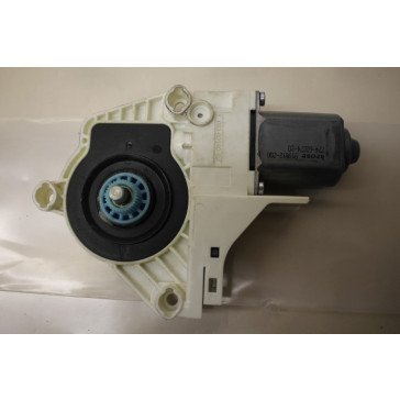 Ruitbedieningsmotor LA div Audi modellen Bj 08-14