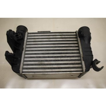Laadluchtkoeler 1.8T benzine Audi A4 Bj 01-09