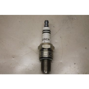 Bosch bougie WR 6 DC+