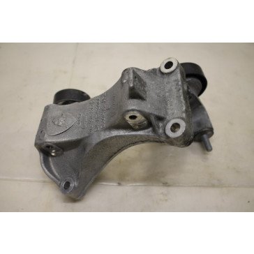 Steun wisselstroomdynamo 5.0 V10 Audi RS6 Bj 08-11