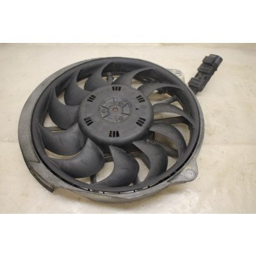Koelluchtventilator 600W rechts Audi RS6 Bj 03-05