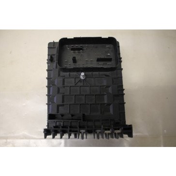 Centrale elektr. kast motorruimte Audi A3, A3 cabrio Bj 04-13