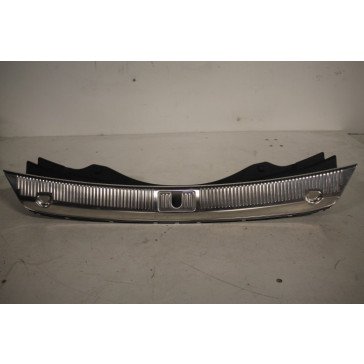 Bekleding afsluitplaat achter zwart Audi A8, S8 Bj 10-heden
